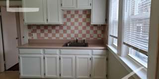 Nice 2 bed in JP Gallery 6