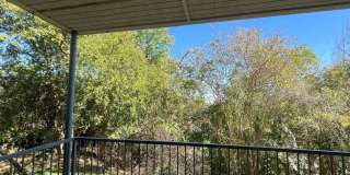 Wonderful 2/2 in Perfect Far West Location Gallery 18