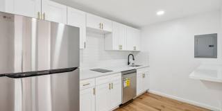 1223 SPRUCE Street Gallery 6