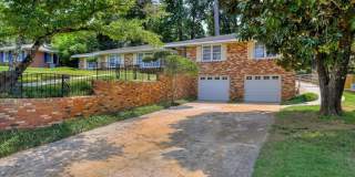 3 Bedroom 2.5 Bathroom Ranch Gallery 4