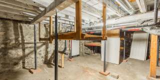 Downtown home for rent. Gallery 18