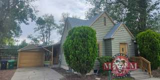 Remodeled 2 Bd 1.5 Ba Home in Sandy Gallery 1