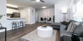 Market 1900 Apartment Homes Gallery 8