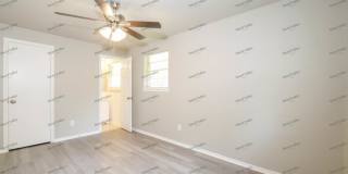 5300 Creekwood Terrace Gallery 9