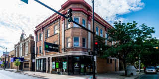 5749 W Chicago Gallery 13