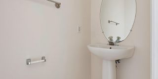 22 CRENSHAW Court Gallery 25