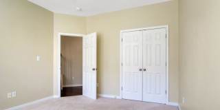 Spacious 3 Bedroom 3.5 Bathroom Townhome in Newport News Gallery 8