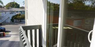 320 12th Street Gallery 20