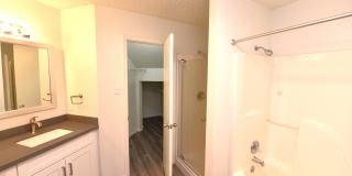 Yorkshire Village Apartments Gallery 9