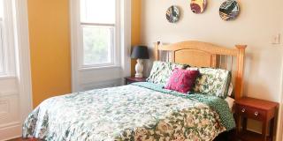 3 bed 1 bath - beautiful Southside flats home, central air, in unit laundry, udpated Gallery 5