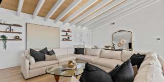 2019 Sunset Plaza Dr Gallery 4