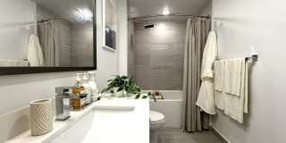 Caroline at Golden Glades Gallery 16