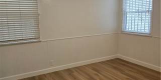 4310 Overland Gallery 4