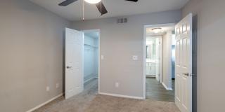 2100 Defoors Gallery 12