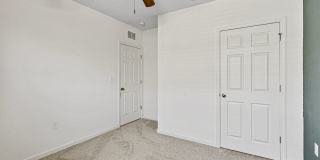 For Rent: Lakefront 4-Bedroom 2-Bathroom Home in Lakeside Palms Gallery 26