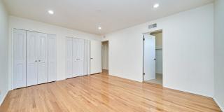 5212 New York Avenue Gallery 5