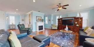 Available from September 1st to November 30th! Stunning Waterfront Home in Madeira Beach – 3 Bed / 3 Bath Gallery 7