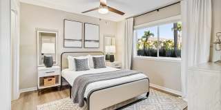 Lexington Palms at the Forum Gallery 45