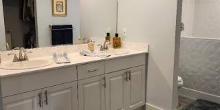 1707 Consulate Place Gallery 8