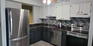 2118 CEDAR BARN Way Gallery 1