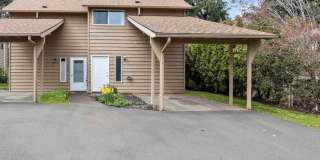 Three-Bedroom Condo with W/D Hookups- South Salem Gallery 1