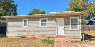 COMPLETELY UPDATED 1 bed, 1 bath! Gallery 1