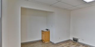 2402 GRAND AVENUE 2402 GRAND AVENUE Gallery 19