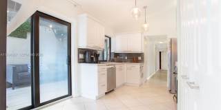 524 Village Lake Dr Gallery 14