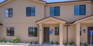 Newer Townhome Near Utah Tech Gallery 1