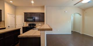 2 Weeks Free Rent / 3/2/2 Duplex off HWY 46 / Fridge / Interior Washer & Dryer Connections / Fenced in Backyard / CISD Gallery 9