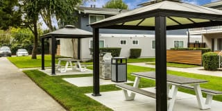 Meadowbrook Apartments Gallery 15