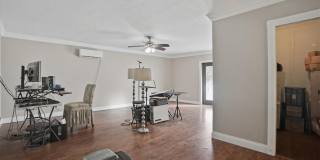 6826 Sahara Drive Gallery 21