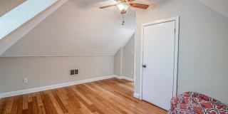 5406 Black Street - 2 Gallery 14