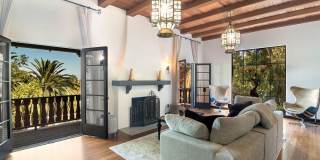 3475 N Knoll Dr Gallery 1