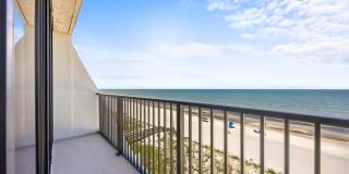 2100 OCEAN Drive Gallery 68