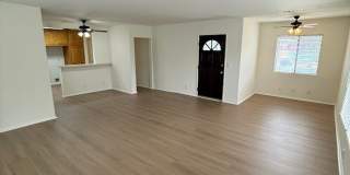 Beautiful 3 Bedroom, 2 Bathroom Granada Hills Home with Detached Garage! Gallery 7