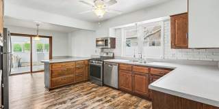 For Rent – 4 Bed 2 Bath Home Gallery 1