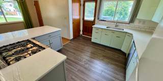 3 Bedroom - Upper Arlington Gallery 12