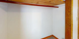 710 East Avenue F Gallery 10
