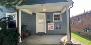 4 bedroom 1 1/2 bath single family house with yard. Gallery 53