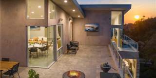 533 Temple Hills Drive Gallery 18