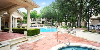 St. Moritz Apartments Gallery 6