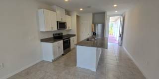 Elegant 3-Bedroom Home in Winter Haven – Modern Comfort in a Prime Location! Gallery 9