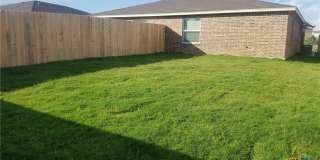 200 Lowes Boulevard Gallery 36