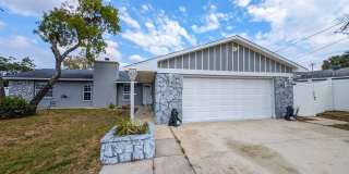 122 Galiano Court Gallery 1