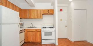 2166 Broadway 17A 17A Gallery 1