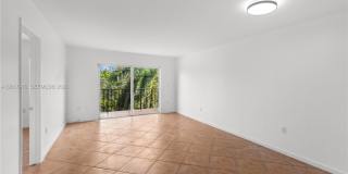 2600 NE 135th St Gallery 5