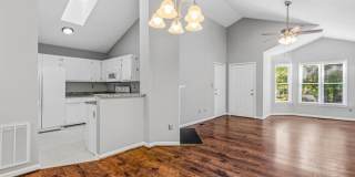3909 King Edward Court Gallery 9