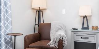 Fully Furnished Cottage by Yale Gallery 16