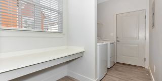 Memorial Village Gallery 31